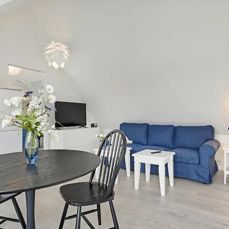 Cozy For Rent On Vrenstedvej 12b Apartman